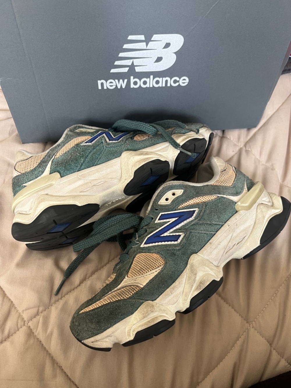New Balance green suede and beige mesh sneakers with navy logo